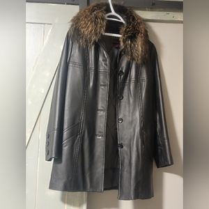 Ladies Daniel leather coat with removable Faux fur collar